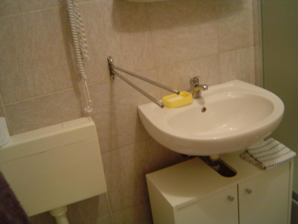 Hotel Lunczer Vendeghaz Mosonmagyaróvár Pokoj fotografie